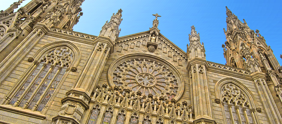 Iglesia de San Juan Bautista en Portal de Turismo y Comercio de Arucas (Gran Canaria)